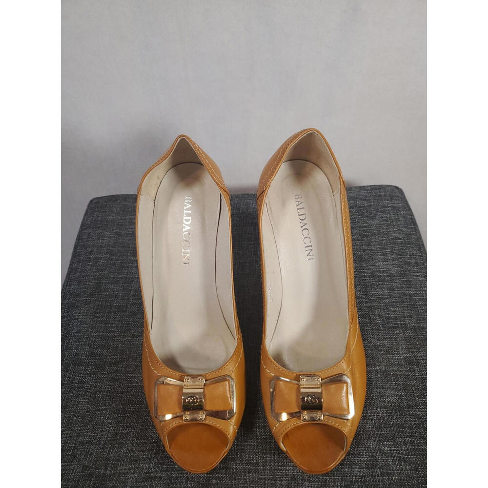 Baldaccini Womens Open Toed Leather Pumps Size 39, Camel, Logo, City, Classic